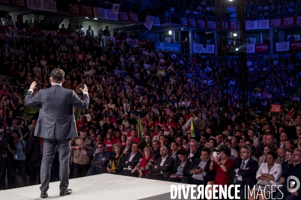 Benoît Hamon en campagne dans le Rhône