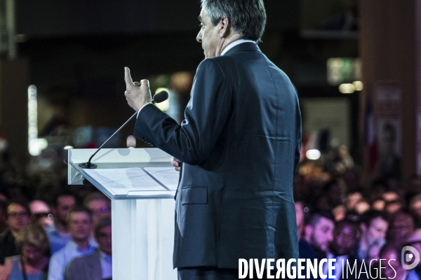 CP2017 : Meeting de François Fillon à Paris