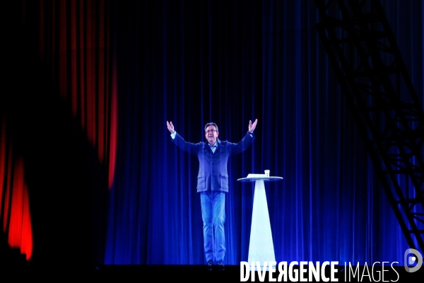 L hologramme de Mélenchon en meeting à Nancy