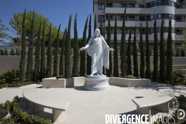 Premier temple mormon en france/le chesnay