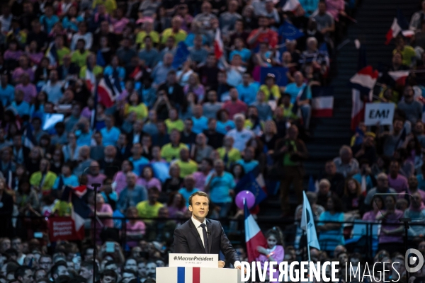 Meeting d Emmanuel Macron à l AccorHotels Arena