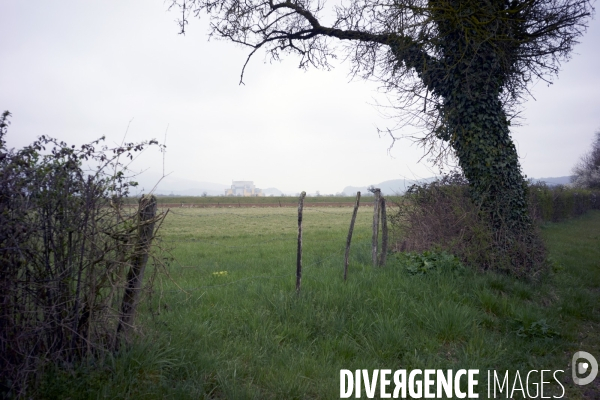 Démantèlement du réacteur nucléaire Superphénix à Creys-Malville.