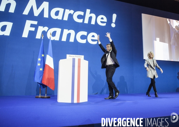 Emmanuel Macron - Soirée électorale du 1 er tour à la Porte de Versailles.