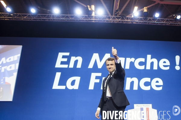 Emmanuel Macron - Soirée électorale du 1 er tour à la Porte de Versailles.