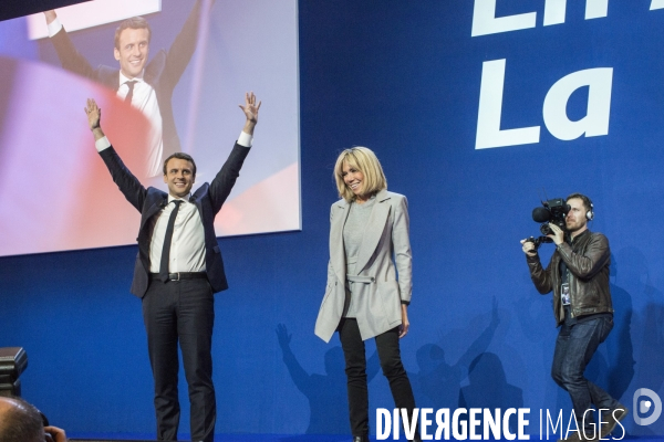 Emmanuel Macron - Soirée électorale du 1 er tour à la Porte de Versailles.