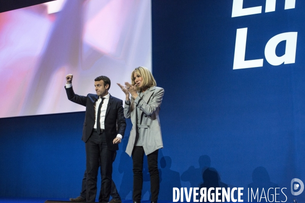 Emmanuel Macron - Soirée électorale du 1 er tour à la Porte de Versailles.