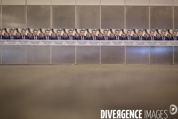 Ambiance avant 20h QG Macron 1er tour Présidentielle
