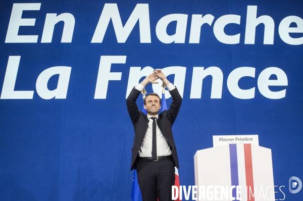 Emmanuel Macron - Soirée électorale du 1 er tour à la Porte de Versailles.