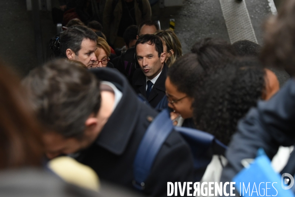 Benoît Hamon visite les travaux du métro de Rennes