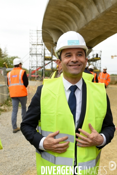 Benoît Hamon visite les travaux du métro de Rennes