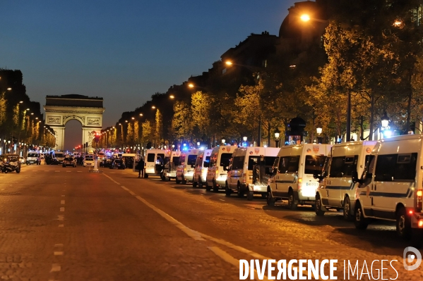 PARIS : Attentat terroriste sur les Champs-Elysées