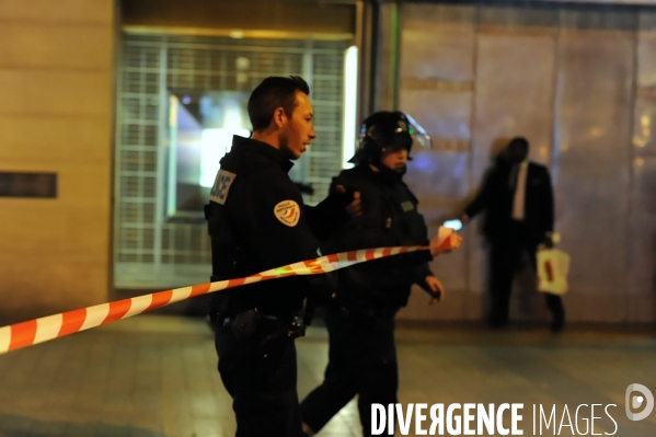 PARIS : Attentat terroriste sur les Champs-Elysées