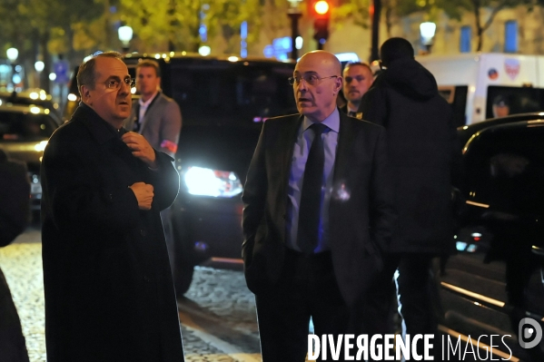 PARIS : Attentat terroriste sur les Champs-Elysées