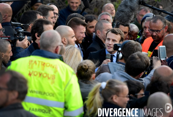 Emmanuel Macron rencontre les salariés sur le site de l usine Whirlpool d Amiens