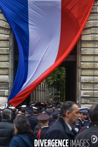 Hommage au policier tué, Xavier Jugelé