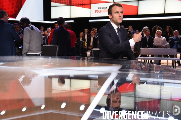 Emmanuel Macron à l Emission politique