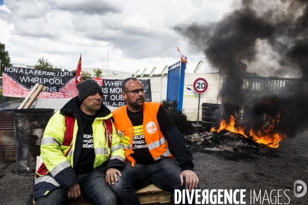 L usine Whirlpool d Amiens à l arret après l annonce de sa délocalisation en Pologne.