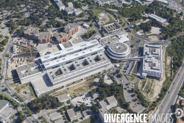 Vue aérienne de Nîmes