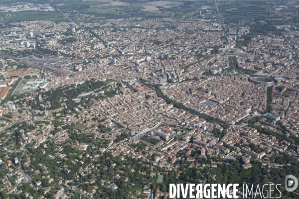 Vue aérienne de Nîmes