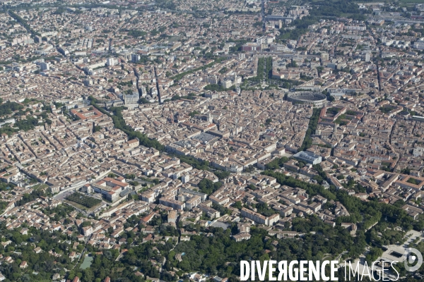Vue aérienne de Nîmes