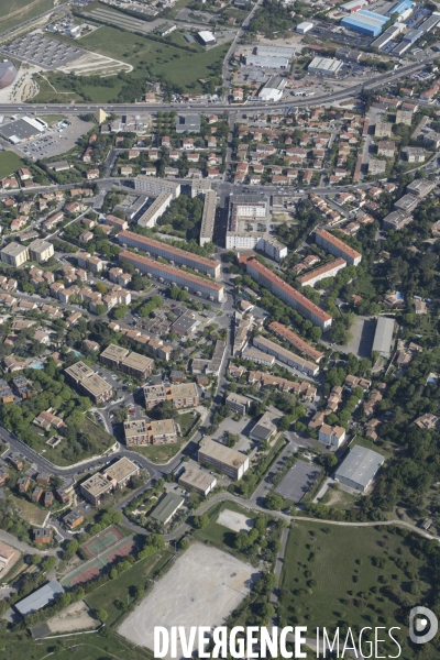 Vue aérienne de Nîmes