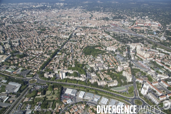 Vue aérienne de Nîmes