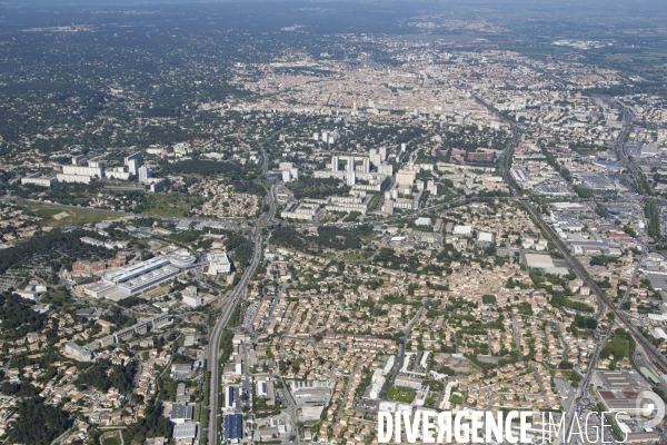 Vue aérienne de Nîmes