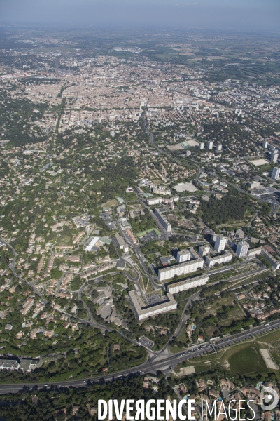 Vue aérienne de Nîmes