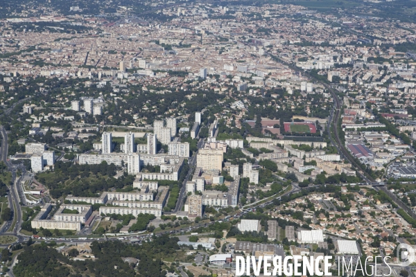 Vue aérienne de Nîmes