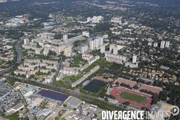 Vue aérienne de Nîmes