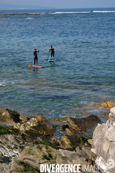 Illustration Avril2017.Paddles sur la cote basque a Guethary