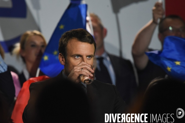 Emmanuel Macron en meeting à Saint-Laurent-Blangy