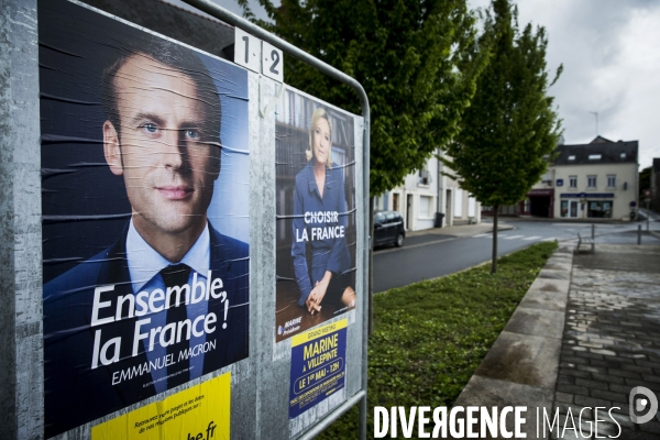 Les affiches du second tour de l élection présidentielle de 2017