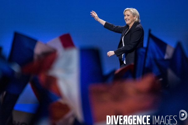 Meeting du 1er Mai de Marine LE PEN et Nicolas DUPONT-AIGNAN.