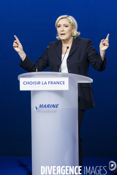 Meeting du 1er Mai de Marine LE PEN et Nicolas DUPONT-AIGNAN.