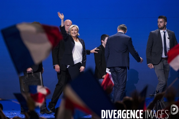 Meeting du 1er Mai de Marine LE PEN et Nicolas DUPONT-AIGNAN.