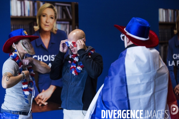 Meeting du 1er Mai de Marine LE PEN et Nicolas DUPONT-AIGNAN.