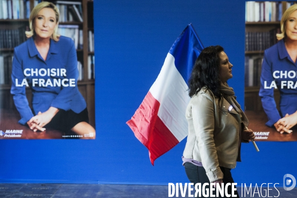 Meeting du 1er Mai de Marine LE PEN et Nicolas DUPONT-AIGNAN.