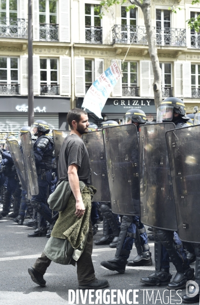 1er mai à Paris. Mobilisation contre le Front National.