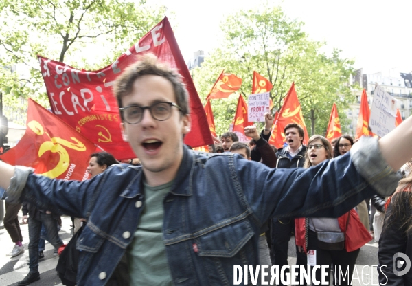 1er mai à Paris. Mobilisation contre le Front National.