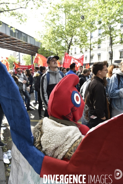 1er mai à Paris. Mobilisation contre le Front National.