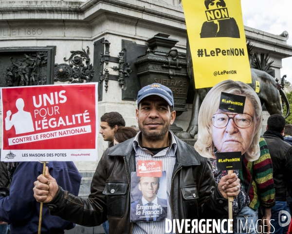 1er MAI 2017 - Manifestation anti Le Pen