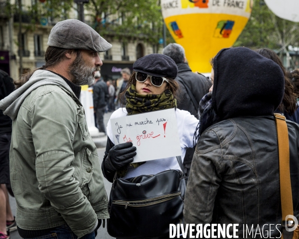 1er MAI 2017 - Manifestation anti Le Pen