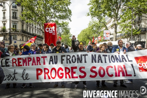 1er MAI 2017 - Manifestation anti Le Pen