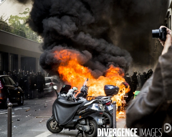 1er MAI 2017 - Manifestation anti Le Pen