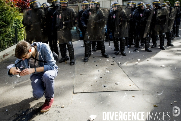 1er MAI 2017 - Manifestation anti Le Pen