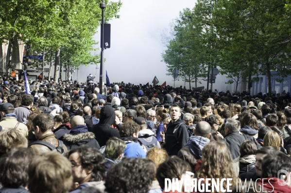 Défilé anti Le Pen pour le 1er mai