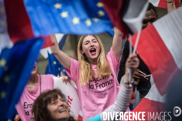 Meeting d Emmanuel Macron au Paris Event Center