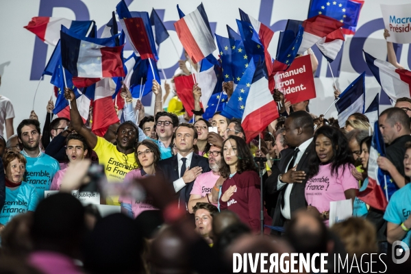 Meeting d Emmanuel Macron au Paris Event Center