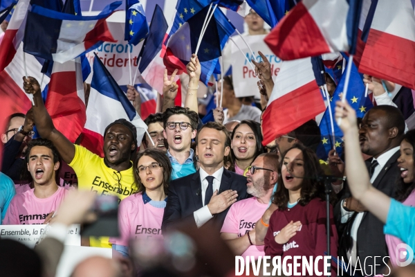 Meeting d Emmanuel Macron au Paris Event Center